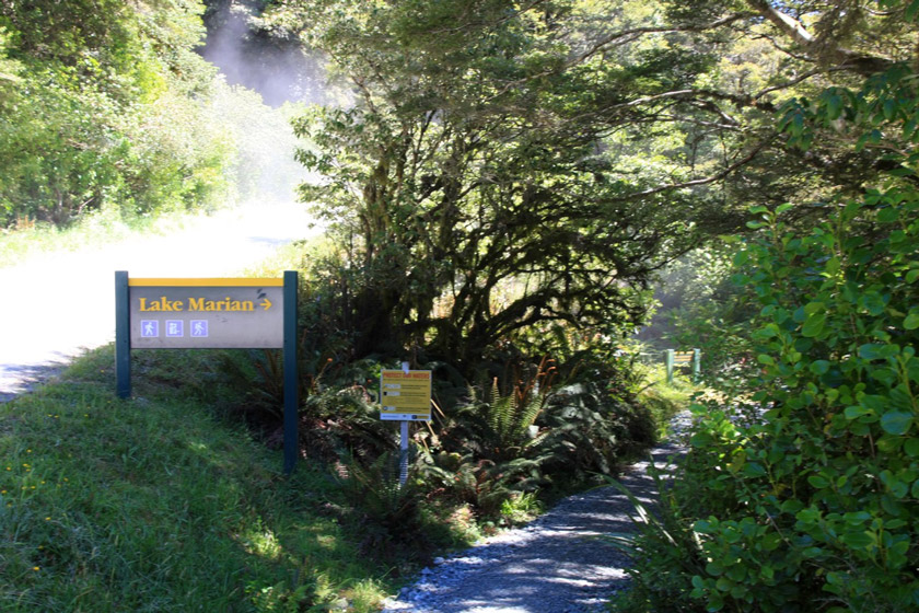 nz: Path to Lake Marian